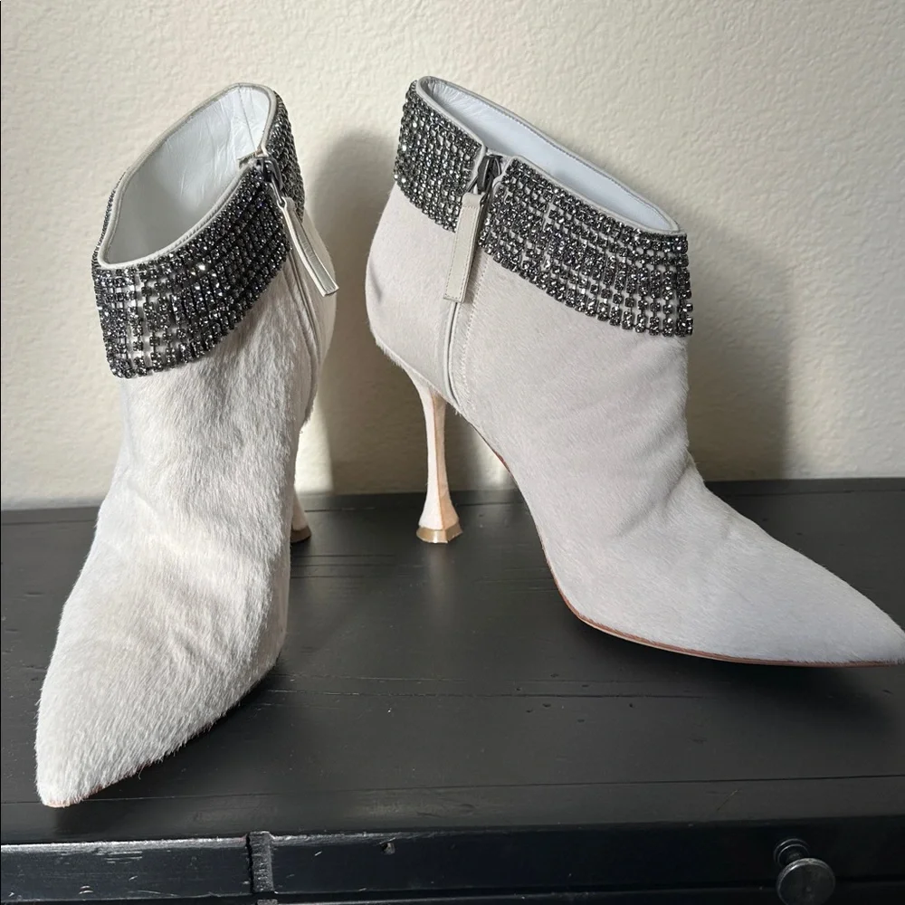 Manolo Blahnik Bomabi Calf Hair & Crystal White Ankle Pointed Toe Booties 38